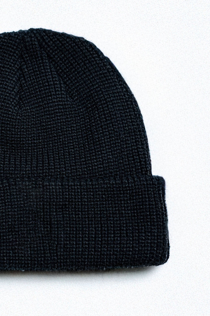 Black LA Knitted Beanie  - S24 - UBH0029